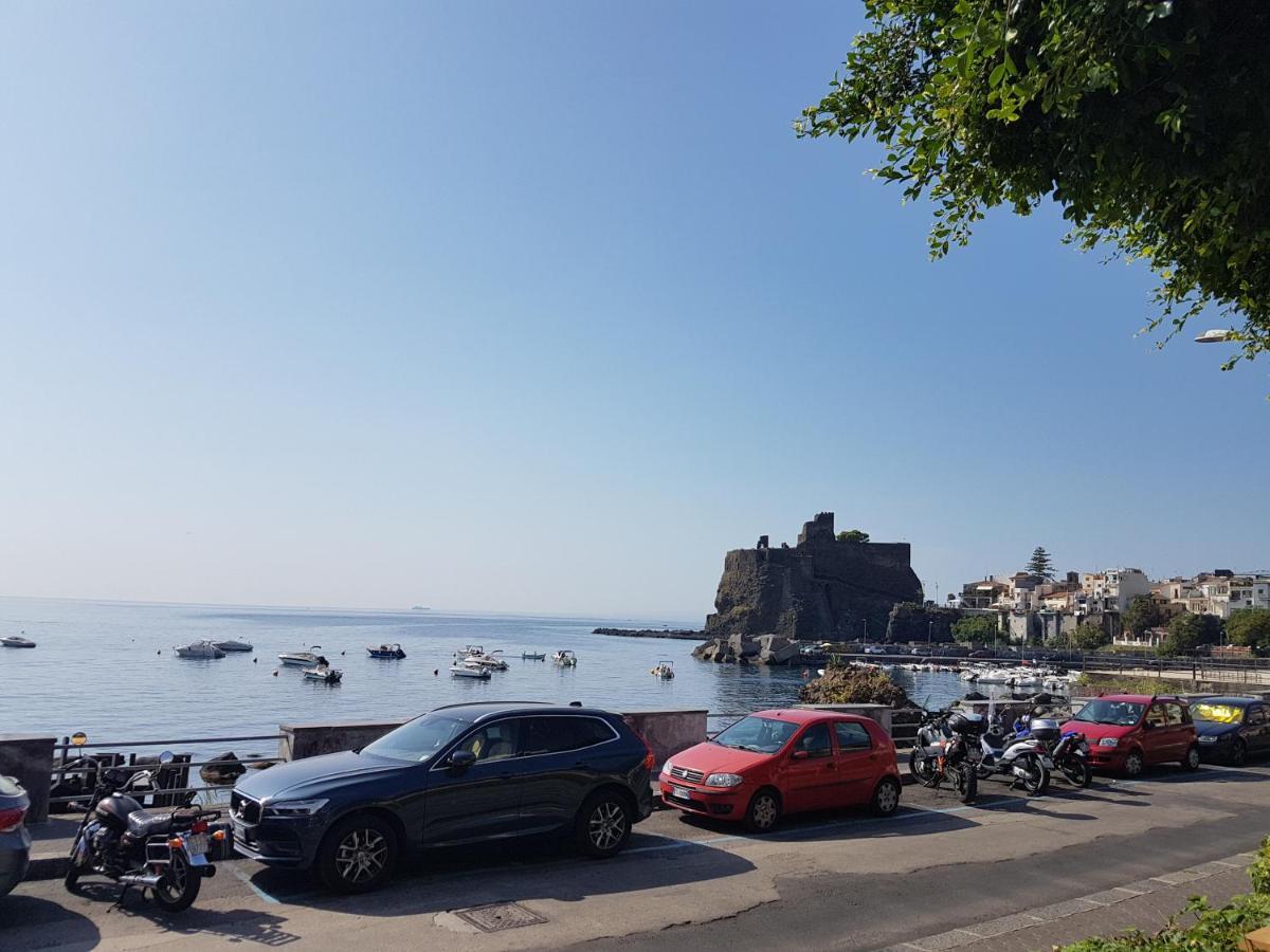 Xiphonia Holiday House Aci Castello Eksteriør billede
